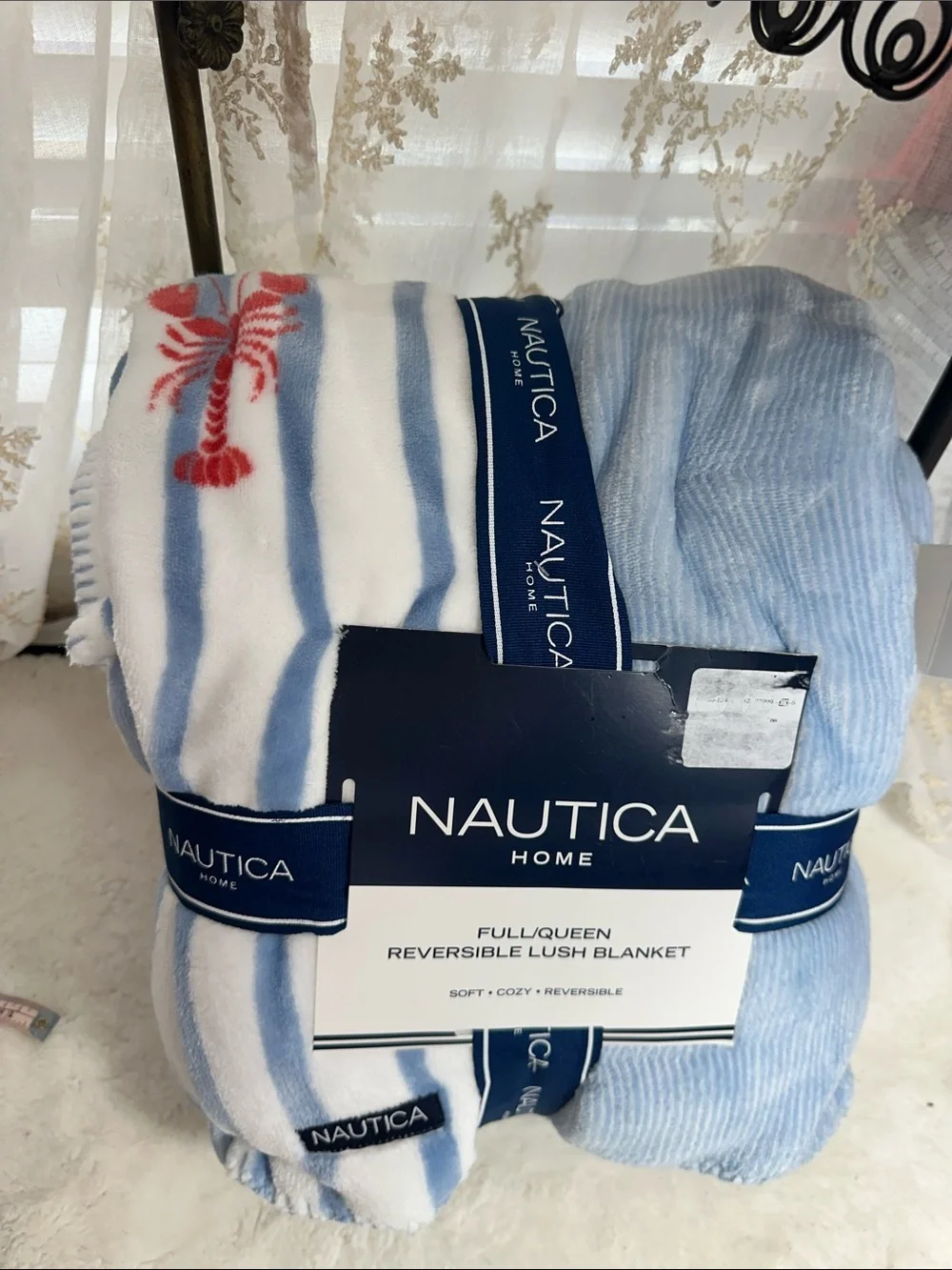 Nautica full/queen reversible lush blush and white with red lobster blanket